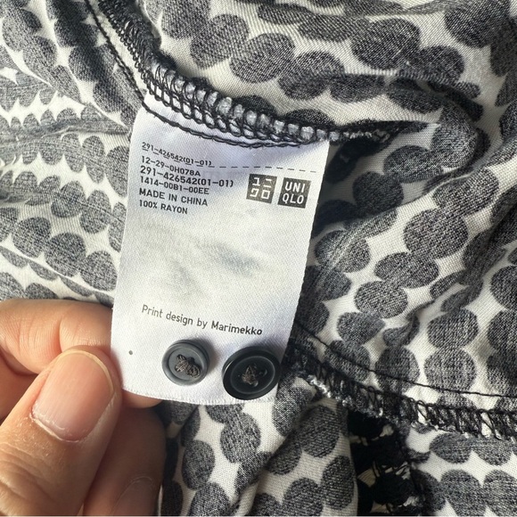 Marimekko x Uniqlo Black and White Jumpsuit - Picture 11 of 15